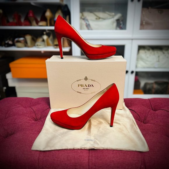 Prada Pumps- Size 38.5 - Picture 1 of 10